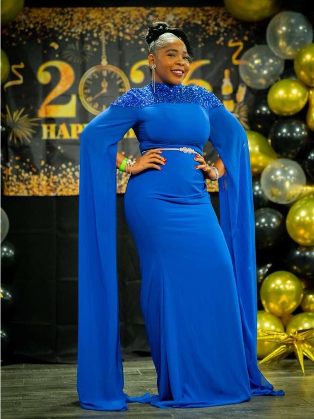 Elegant Royal Blue Sequin-Accent Evening Gown
